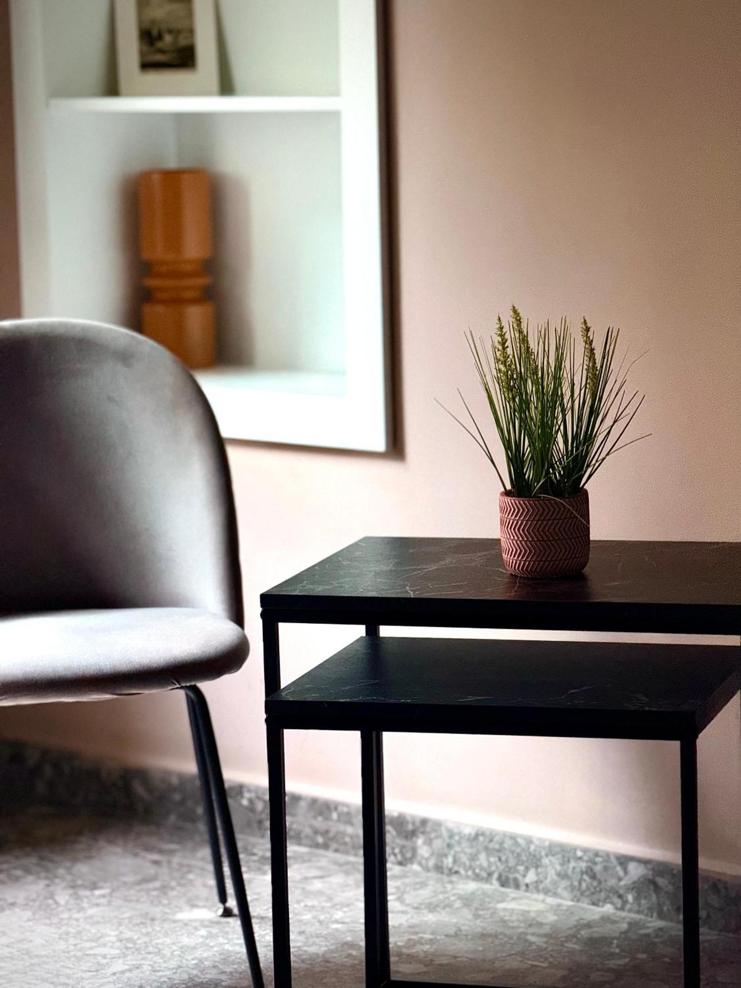 Rex Hotel Boutique Тирана Екстериор снимка