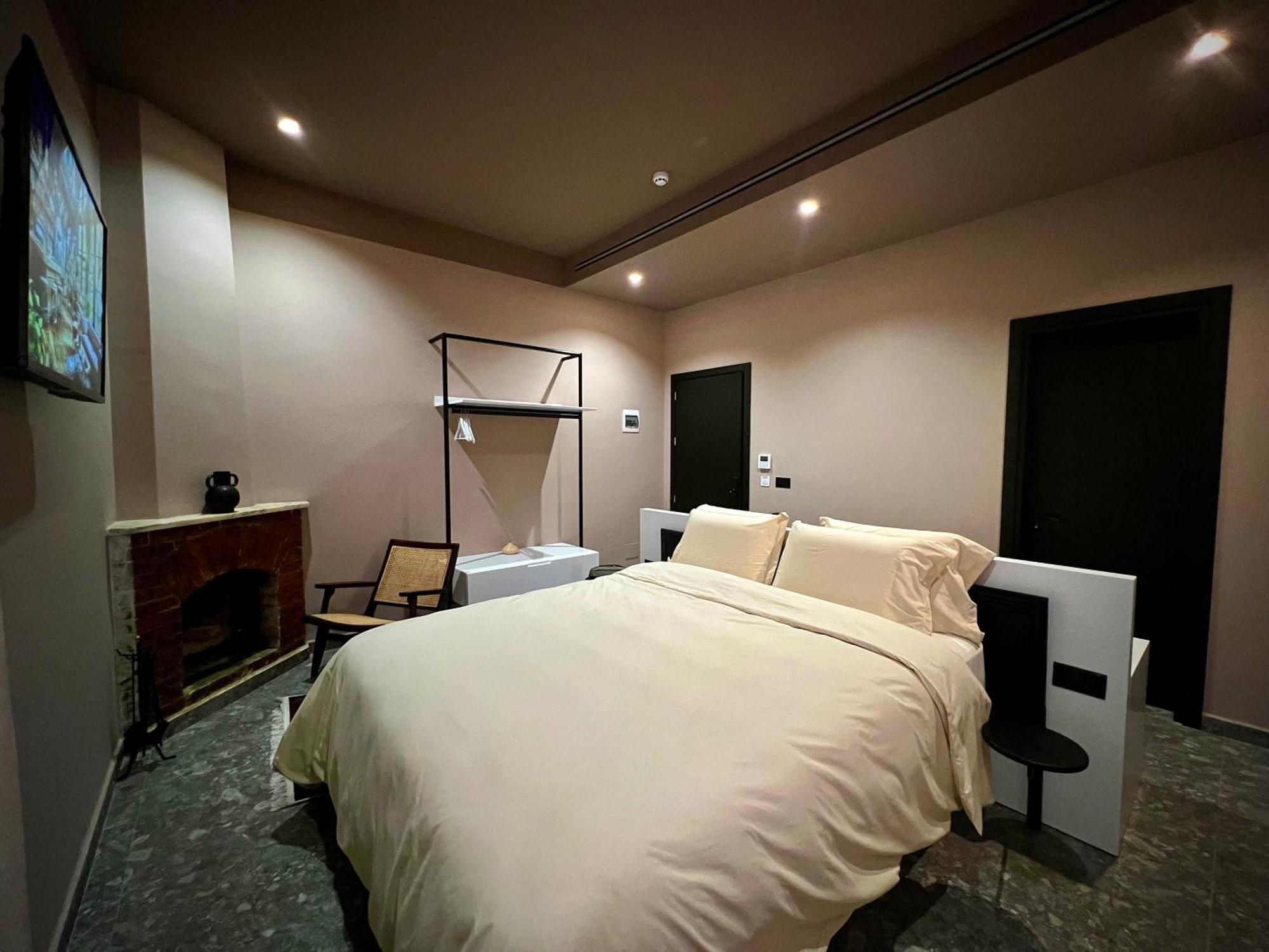 Rex Hotel Boutique Тирана Екстериор снимка