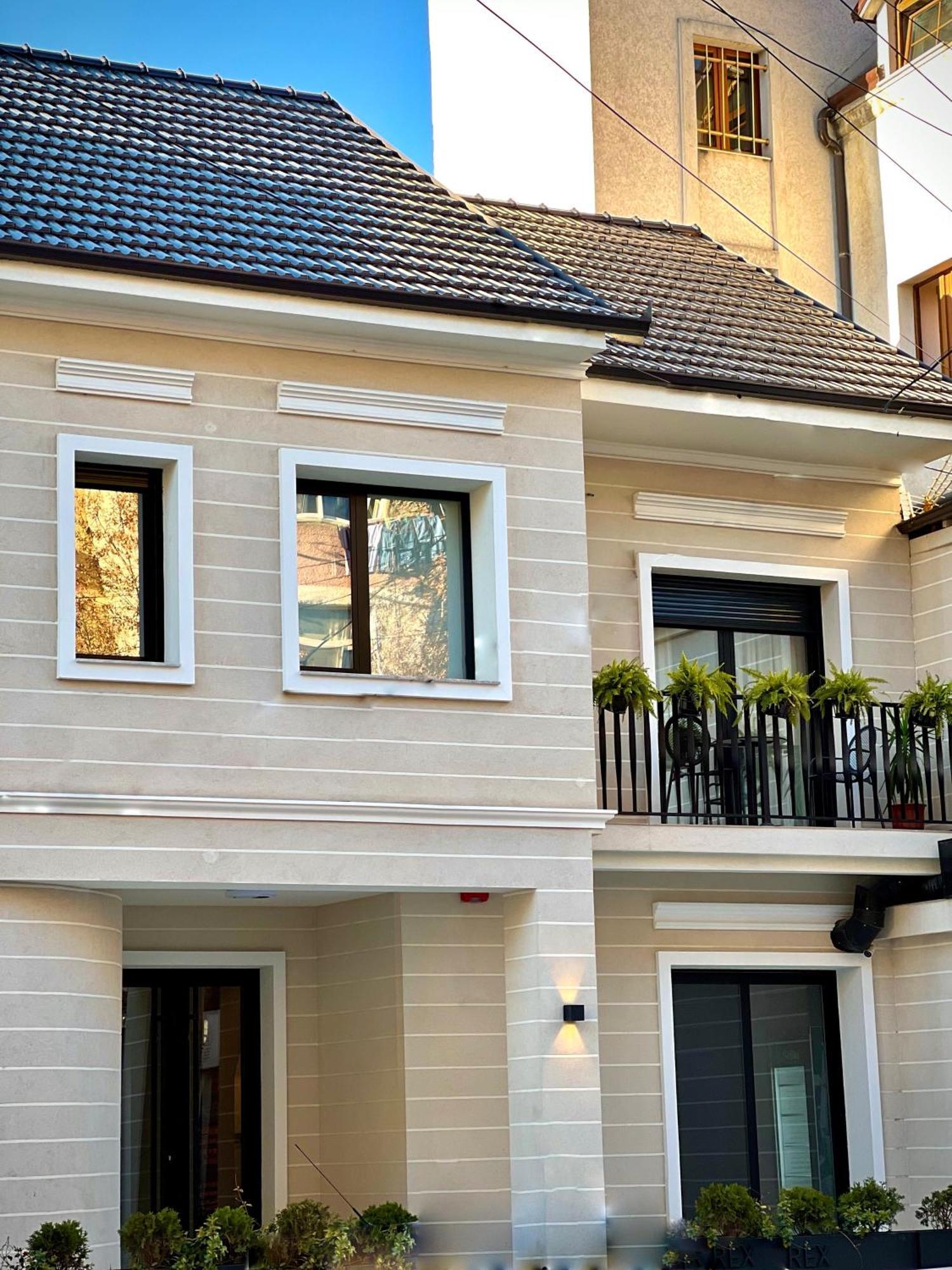 Rex Hotel Boutique Тирана Екстериор снимка